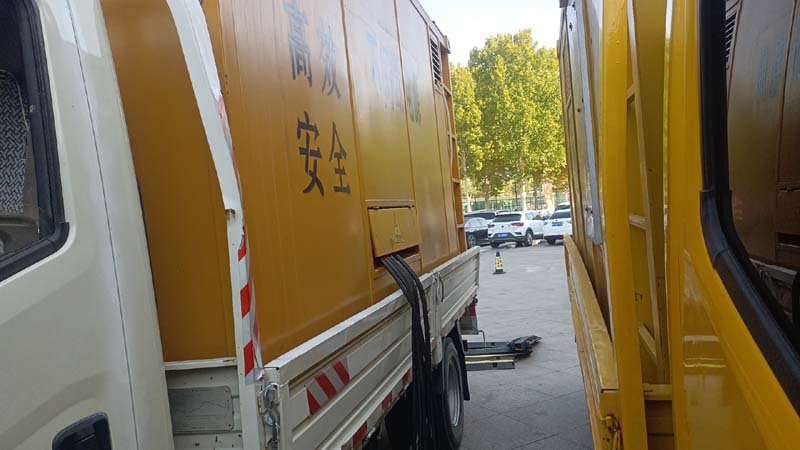 新邱如何判断柴油发电机组和UPS电源的切换时间是否符合要求?